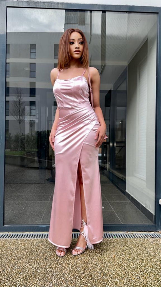 Robe de soirée rose poudrée