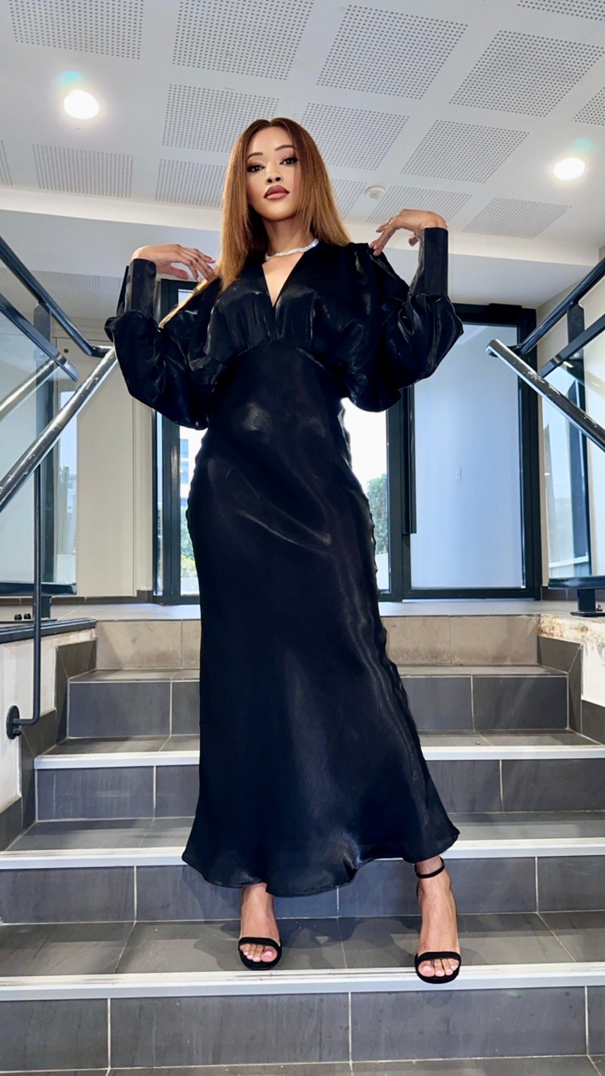 Robe noir scintillante
