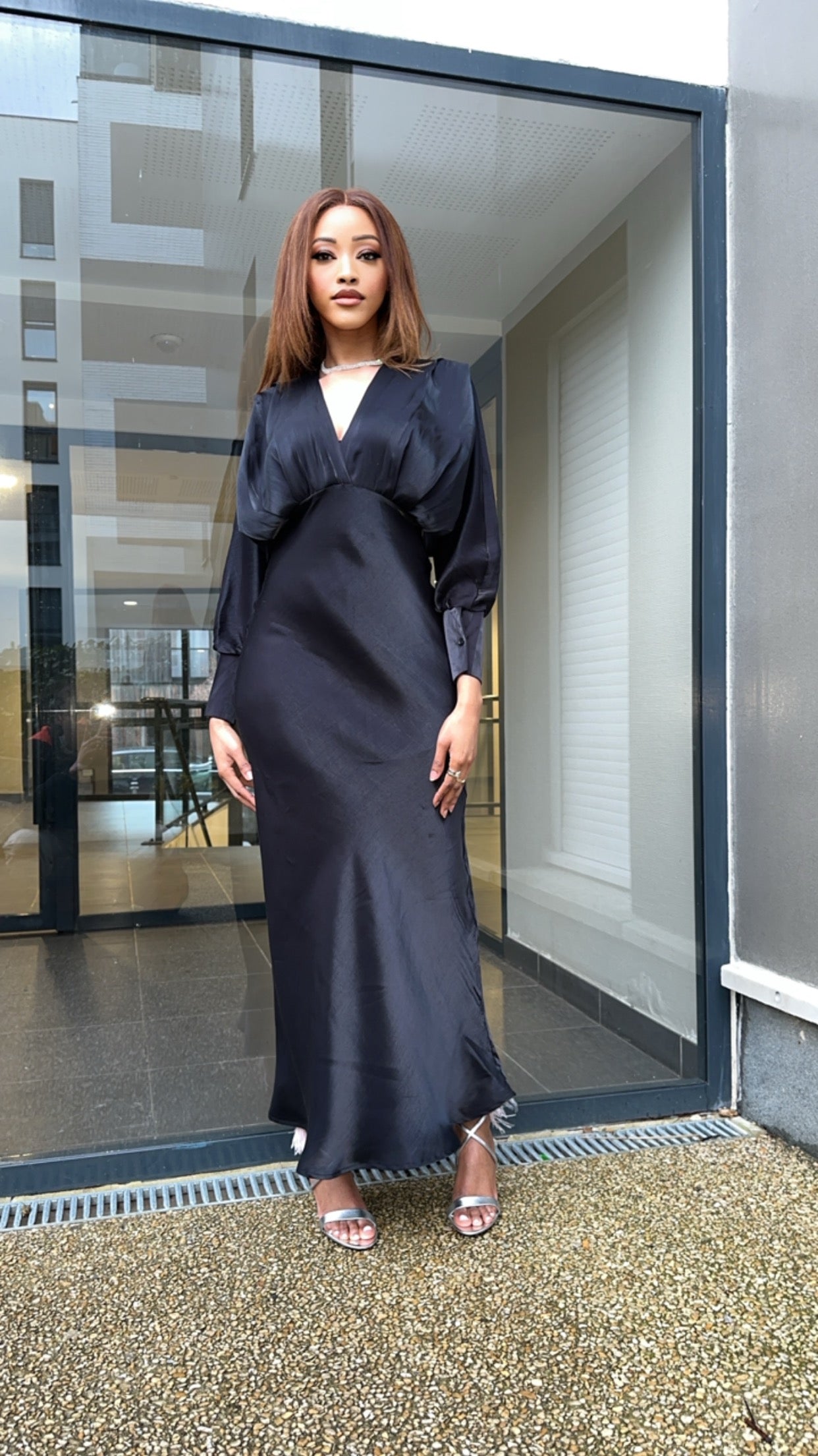Robe noir scintillante