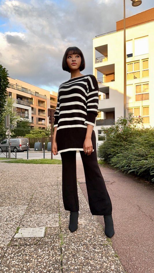 Ensemble noir à rayures