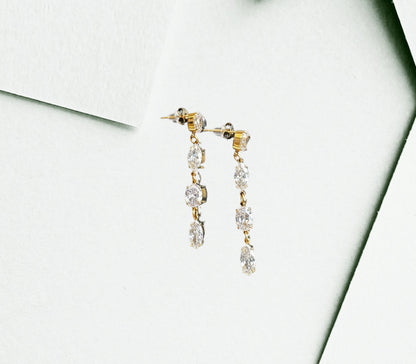 Boucles d'oreilles claires